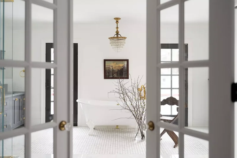 45 Elegant Bathroom Designs That Transform Your Home Spa 44 1920s Tudor