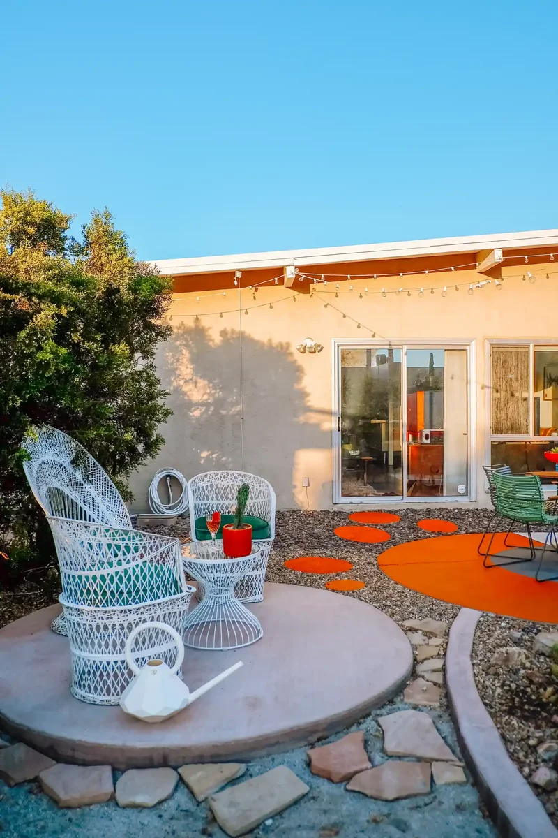 45 Beautiful Backyard Walkway Ideas to Transform Your Yard 40 A Colorful Accent