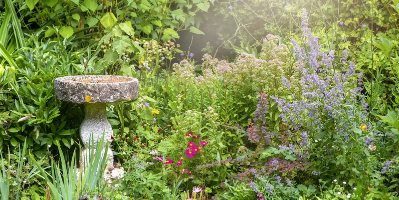 82 Stunning Front Yard Landscaping Ideas to Try This Spring 46 A Front Yard Sculpture Garden