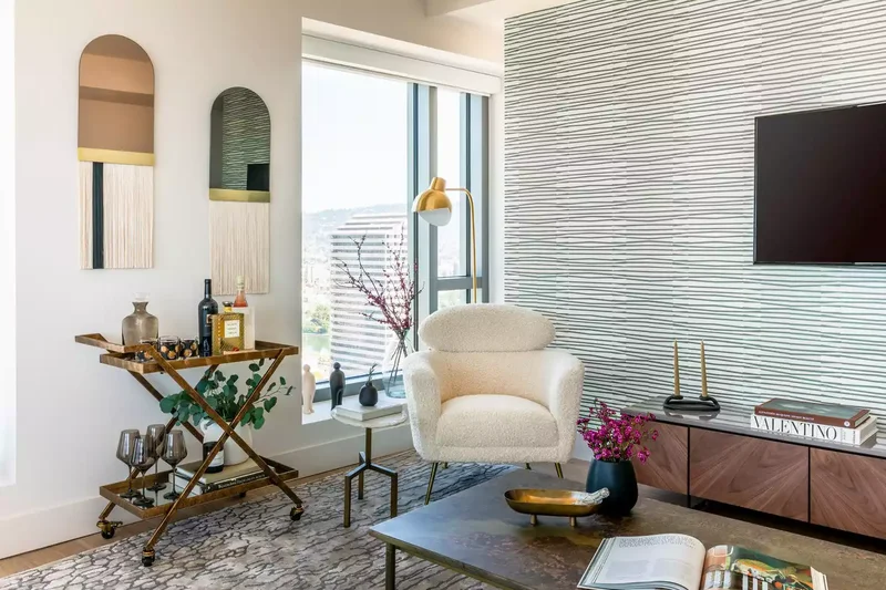 Accent With Wallpaper