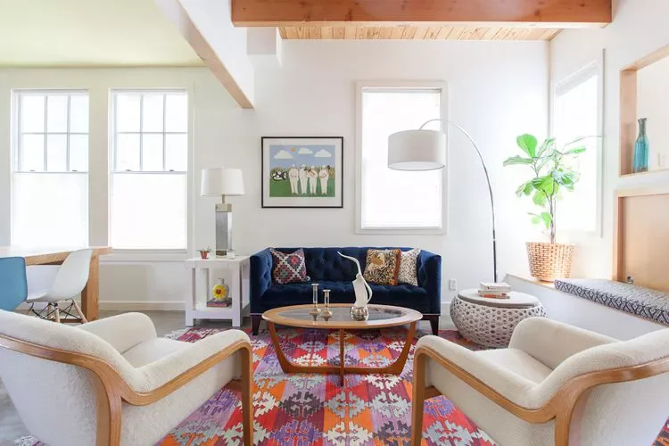 Accent With a Bold Rug