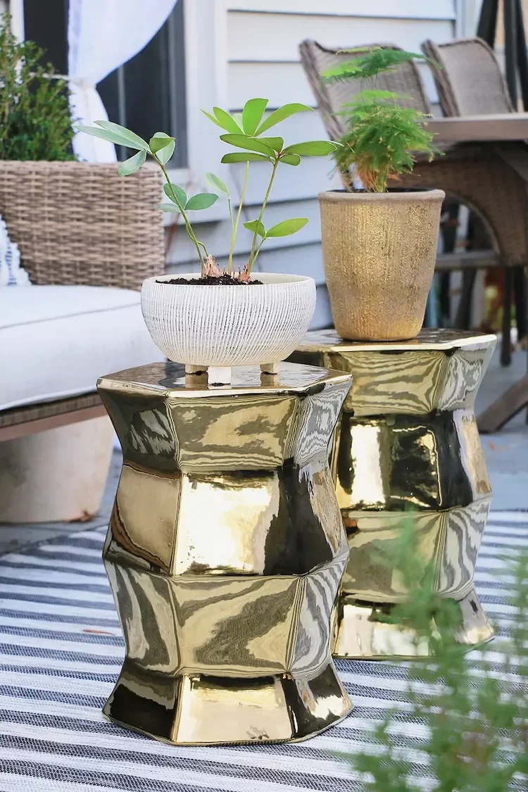 Outdoor Room Ideas That Transform Your Backyard Space 15 Accessorize With Metallics