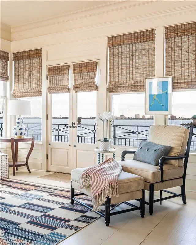 25 Stunning Entryway Rug Ideas for a Memorable First Look 14 Add Coastal Flair