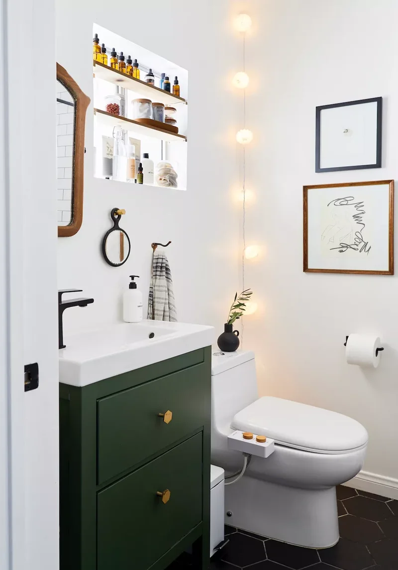 Decorating Your Bathroom for Christmas: 32 Festive Ideas 11 Add Easy Christmas Lighting