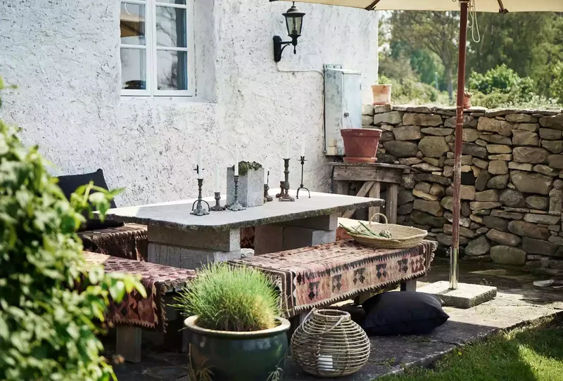 68 Patio Design Ideas That'll Have You Living Outdoors 39 Add Eclectic Touches