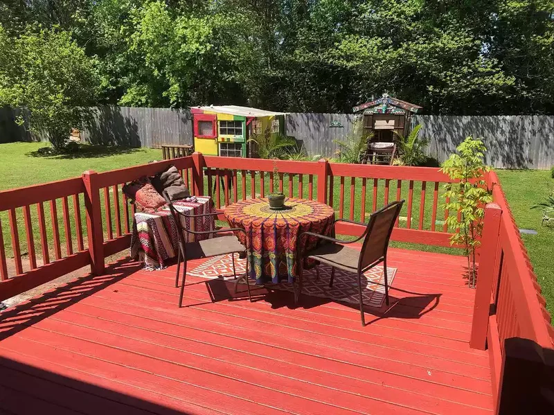 Add Energy to the Yard With Powerful Red