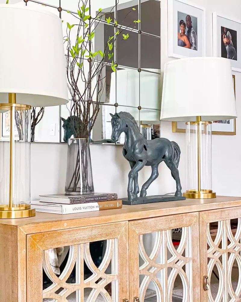 67 Farmhouse Style Ideas for Your Modern Rustic Home 6 Add Equestrian Touches