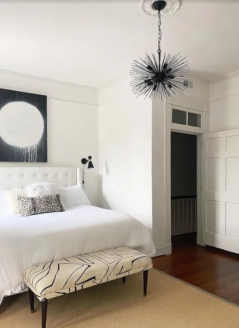 37 Guest Bedroom Ideas to Make Visitors Feel at Home 13 Add Graphic Accents