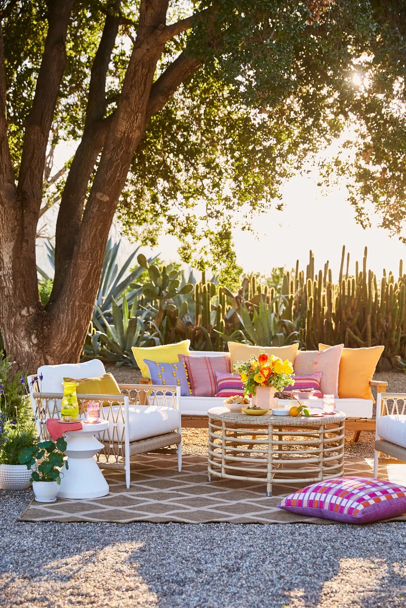 35 Stunning Patio Design Ideas for Your Outdoor Oasis 1 Add Interest with Accent Tables