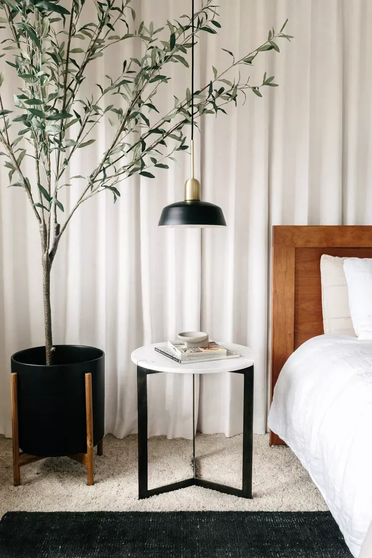 39 Scandinavian Bedroom Designs That Are Effortlessly Chic 16 Add Some Natural Greenery