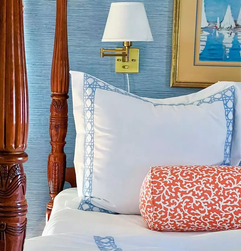 30 Beautiful Bedding Ideas to Make Your Bedroom Extra Cozy 8 Add Throw Pillows