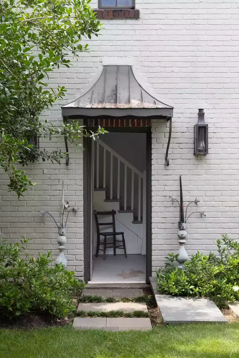 Add Vintage Accessories