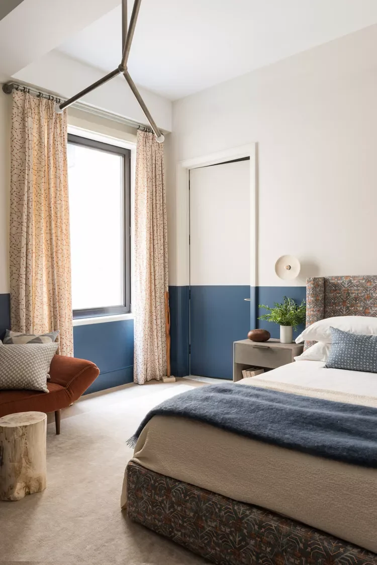 35 Apartment Bedroom Ideas to Add Personality and Warmth 28 Add Warmth