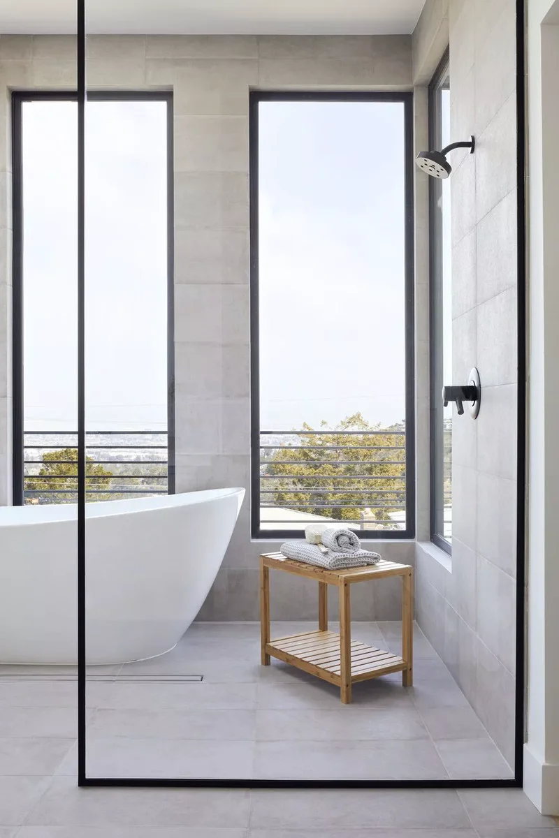 Add a Contemporary Edge to a Doorless Shower