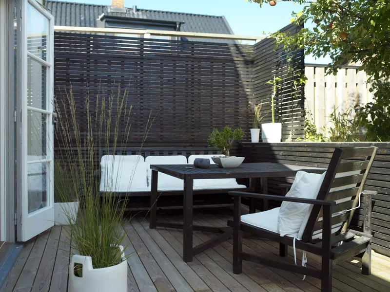 Add a Privacy Screen