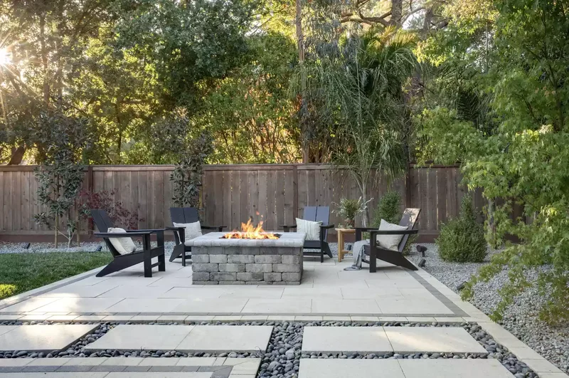66 Beautiful Patio Landscaping Ideas for Your Outdoor Space 66 Alterante Pavers and Gravel