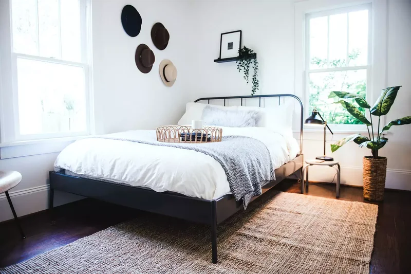 Alternative Layout for Small Bedroom