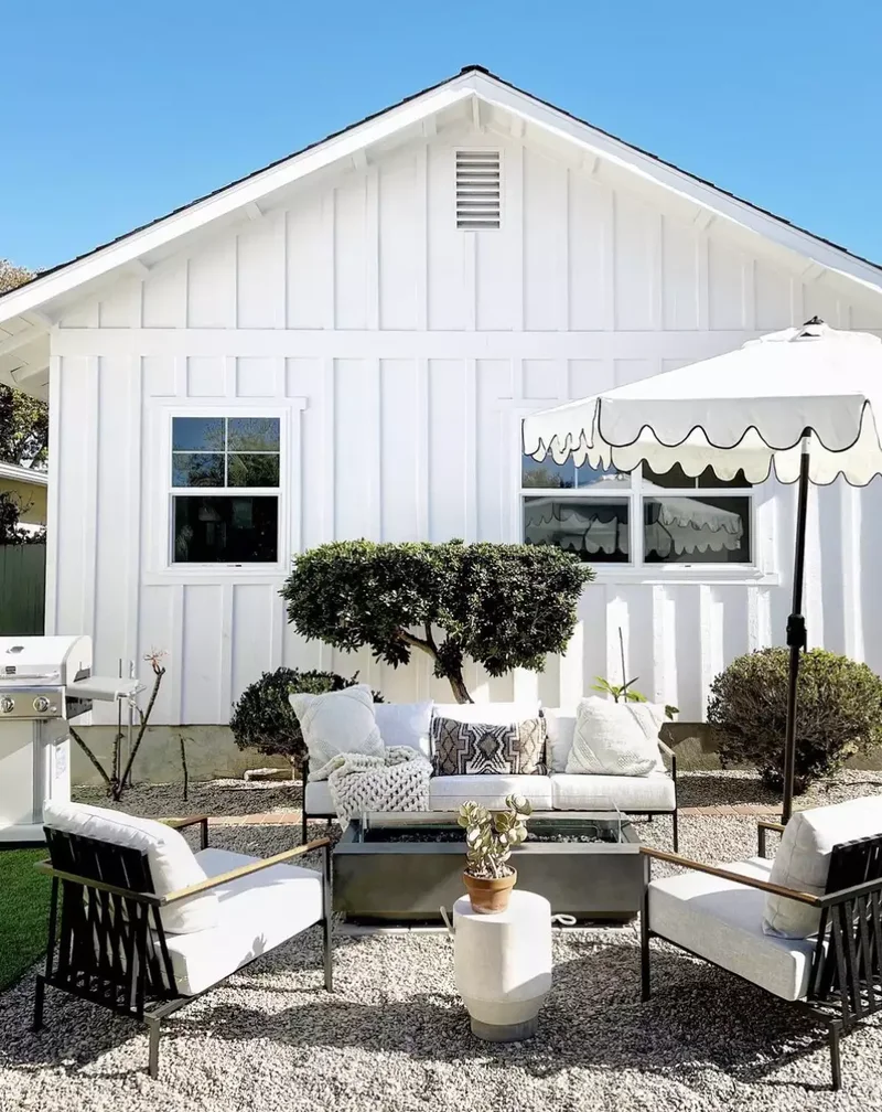 57 Stunning Garden Decor Ideas to Transform Your Outdoor Space 17 Anchor With Rocks