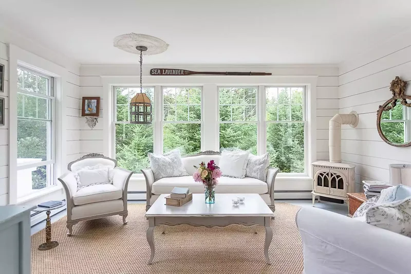 Antiques and Vintage Decor