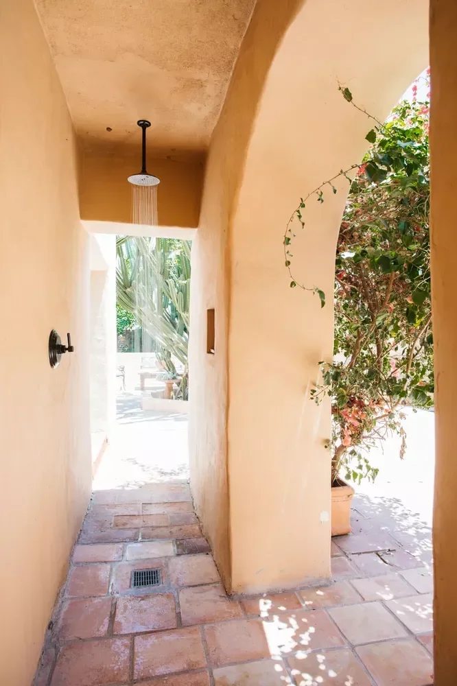 34 Beautiful Outdoor Shower Ideas for Backyards & Beach 32 Archway Outdoor Shower