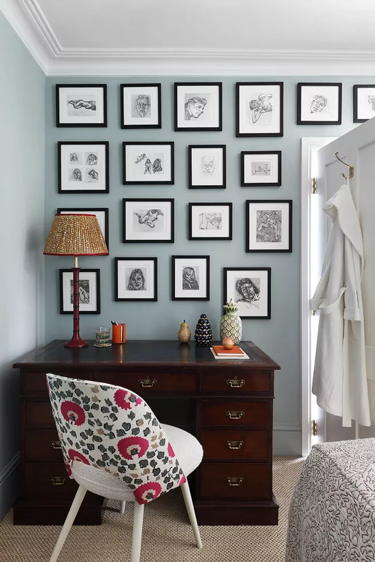 45 Home Office Decor Tips to Enhance Productivity & Style 25 Arrange a Gallery Wall
