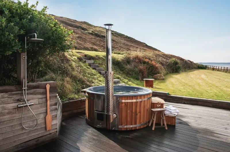 34 Beautiful Outdoor Shower Ideas for Backyards & Beach 2 Backyard Deck Shower