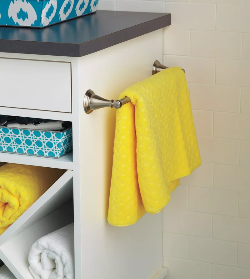28 Smart Bathroom Towel Storage Solutions That Work 14 Basic Towel Bar