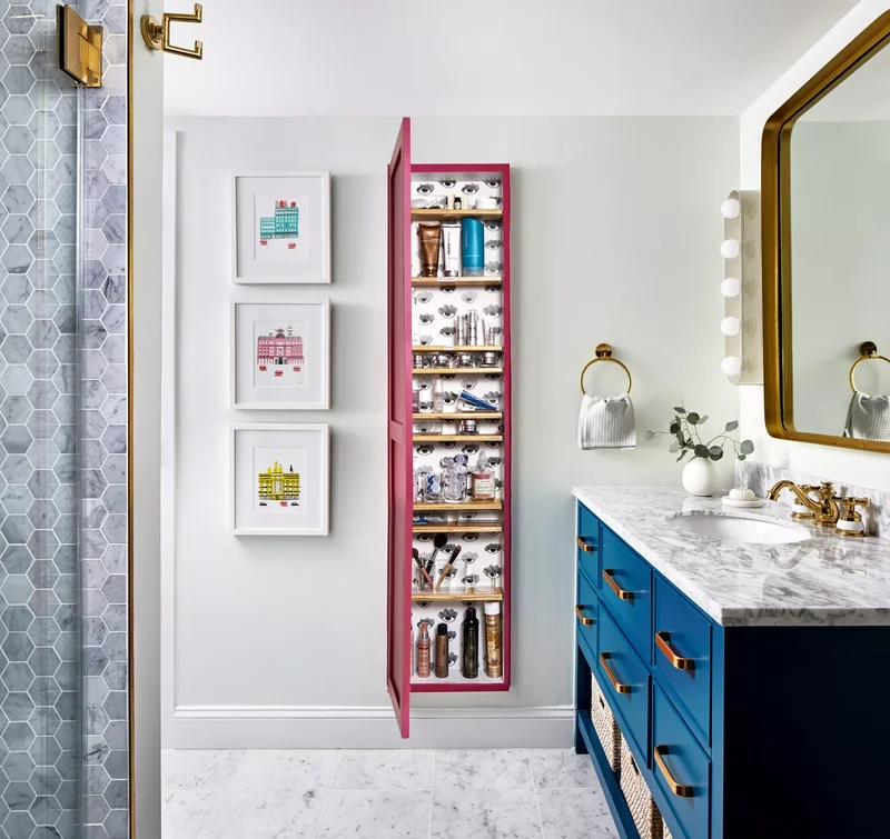 51 Stunning and Inspired Bathroom Wall Decoration Ideas 30 Bathroom with Colorful Wall Storage