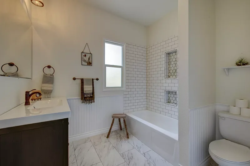 25 Stylish Shower Niche Ideas to Store Essentials Beautifully 12 Bathtub Shower Niches