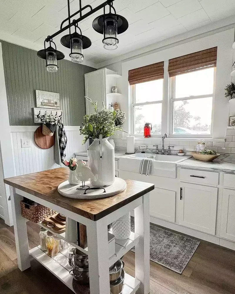 Beadboard Walls in Farmhouse Kitchen
