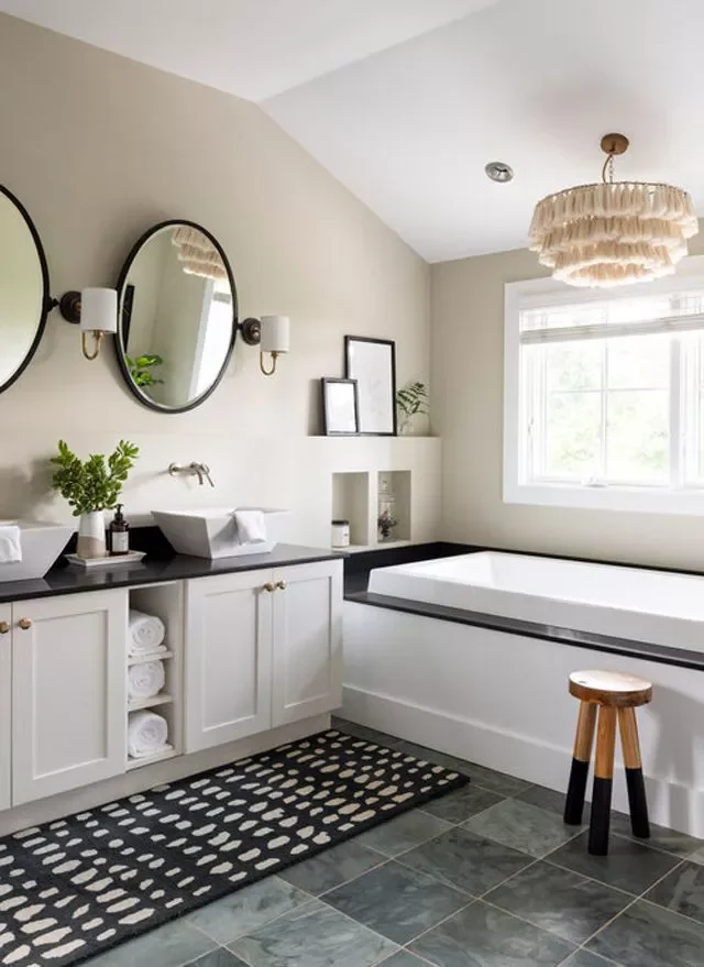 30 Designer-Favorite Bathroom Paint Shades That Never Fail 11 Beige