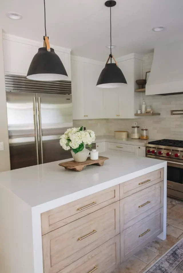 18 Black & Gold Kitchen Ideas for Moody, Elegant Spaces 18 Black Pendant Lighting