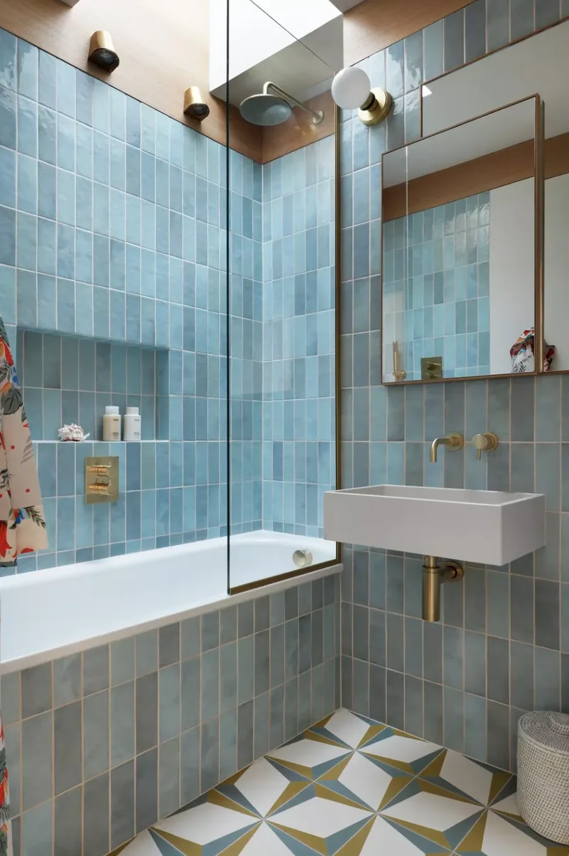 42 Vibrant Bathroom Color Ideas for Small Space Styling 36 Blue and Tan