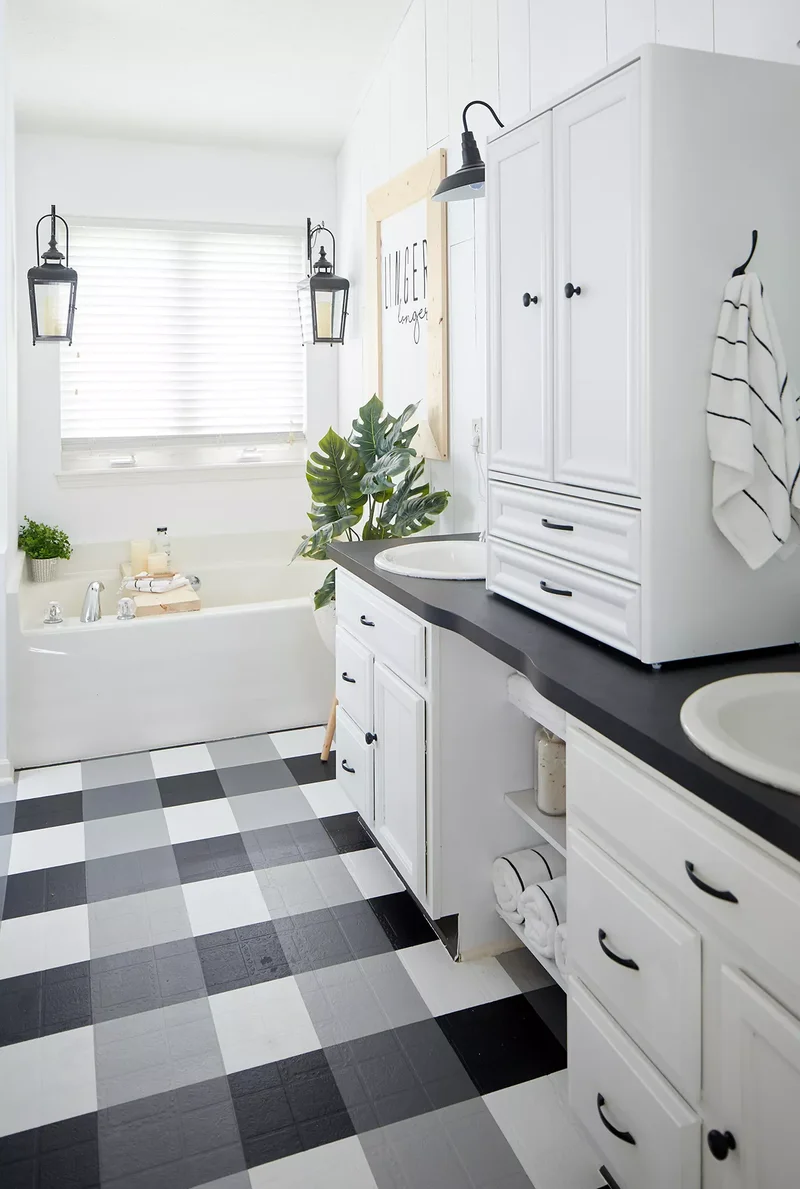 31 Stunning Black and White Bathroom Design Ideas 10 Buffalo-Check Painted Floor