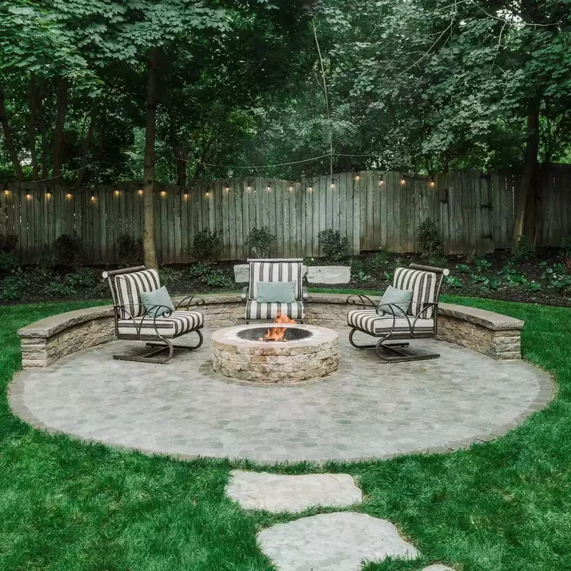 Build a Backyard Lounge