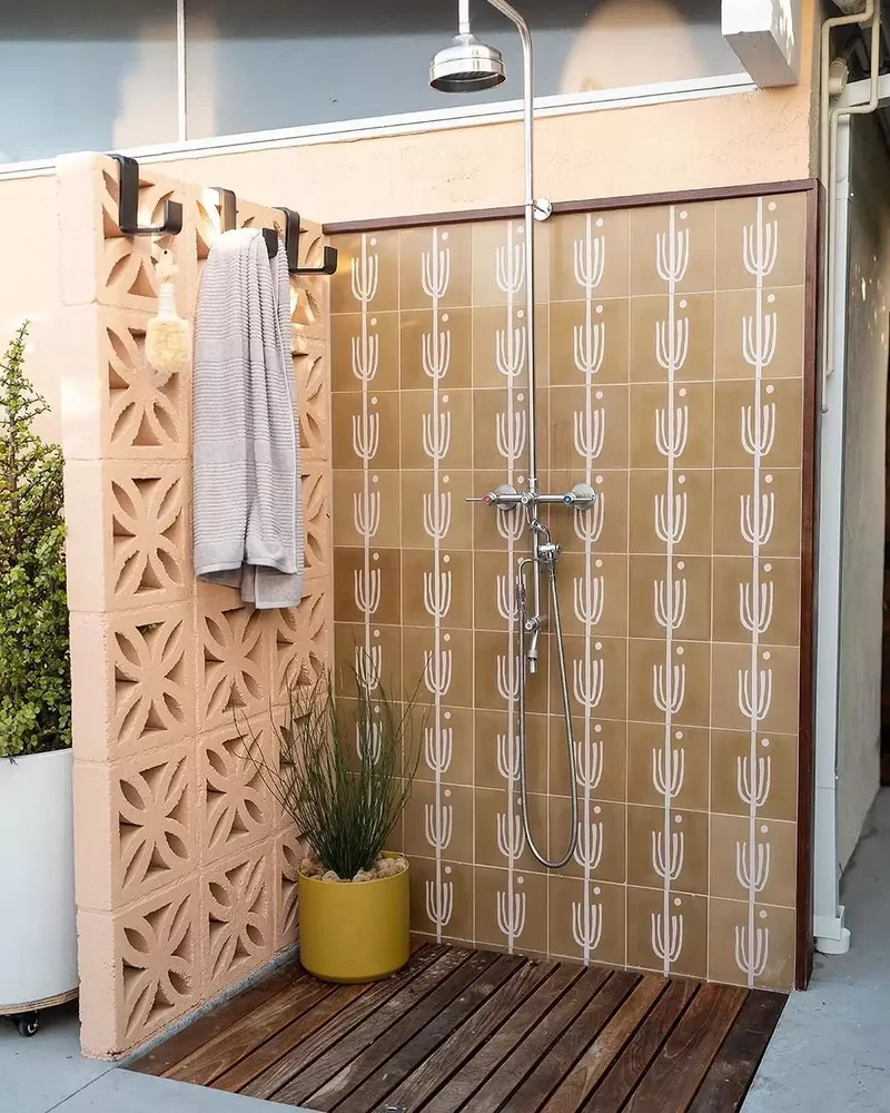 Build an Outdoor Shower
