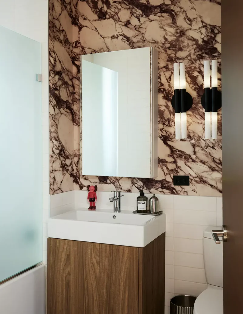 42 Vibrant Bathroom Color Ideas for Small Space Styling 5 Burgundy