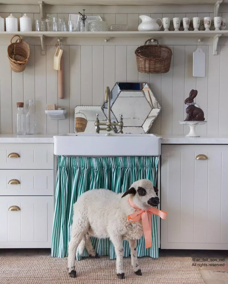 32 Country Kitchen Designs for a Cozy Cooking Retreat 9 Burst of Color