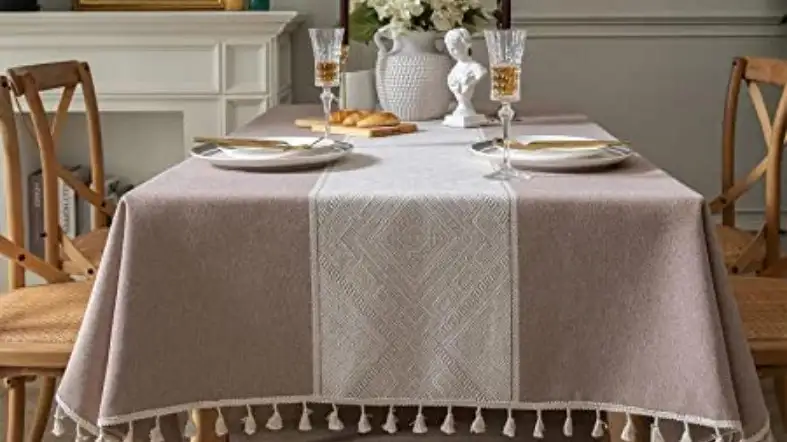 Calculate The Tablecloth Size For 72x42 Tables