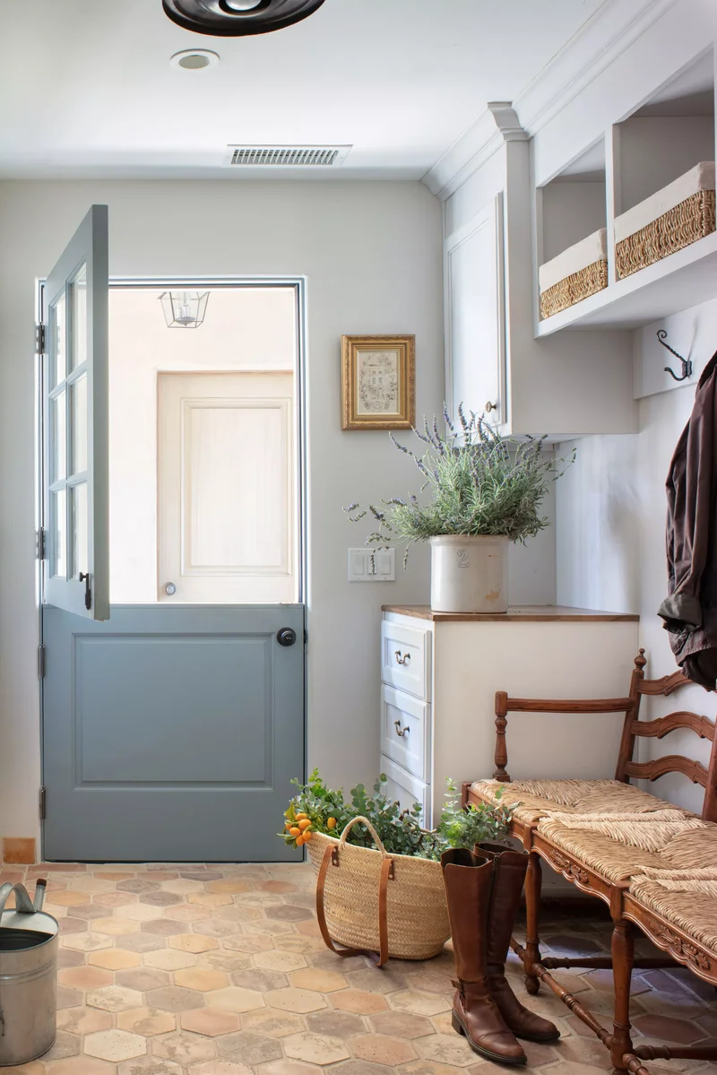 Casual Mudroom Ideas