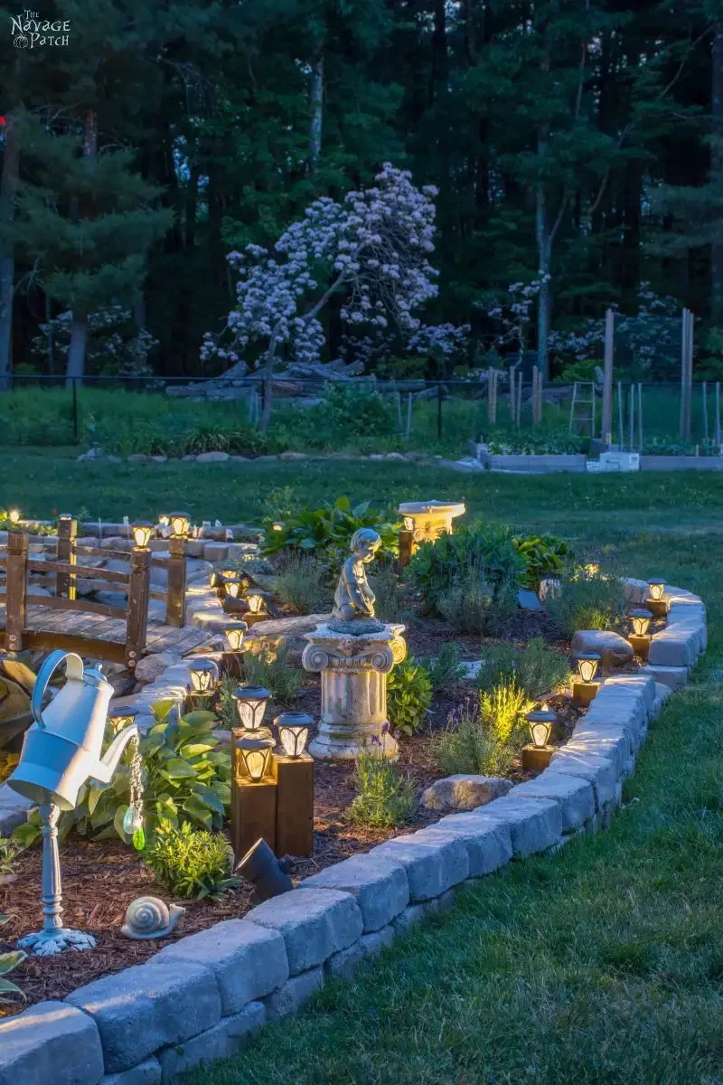 17 DIY Landscaping Projects You Can Start This Weekend 12 Cedar Cube Solar Landscape Lights