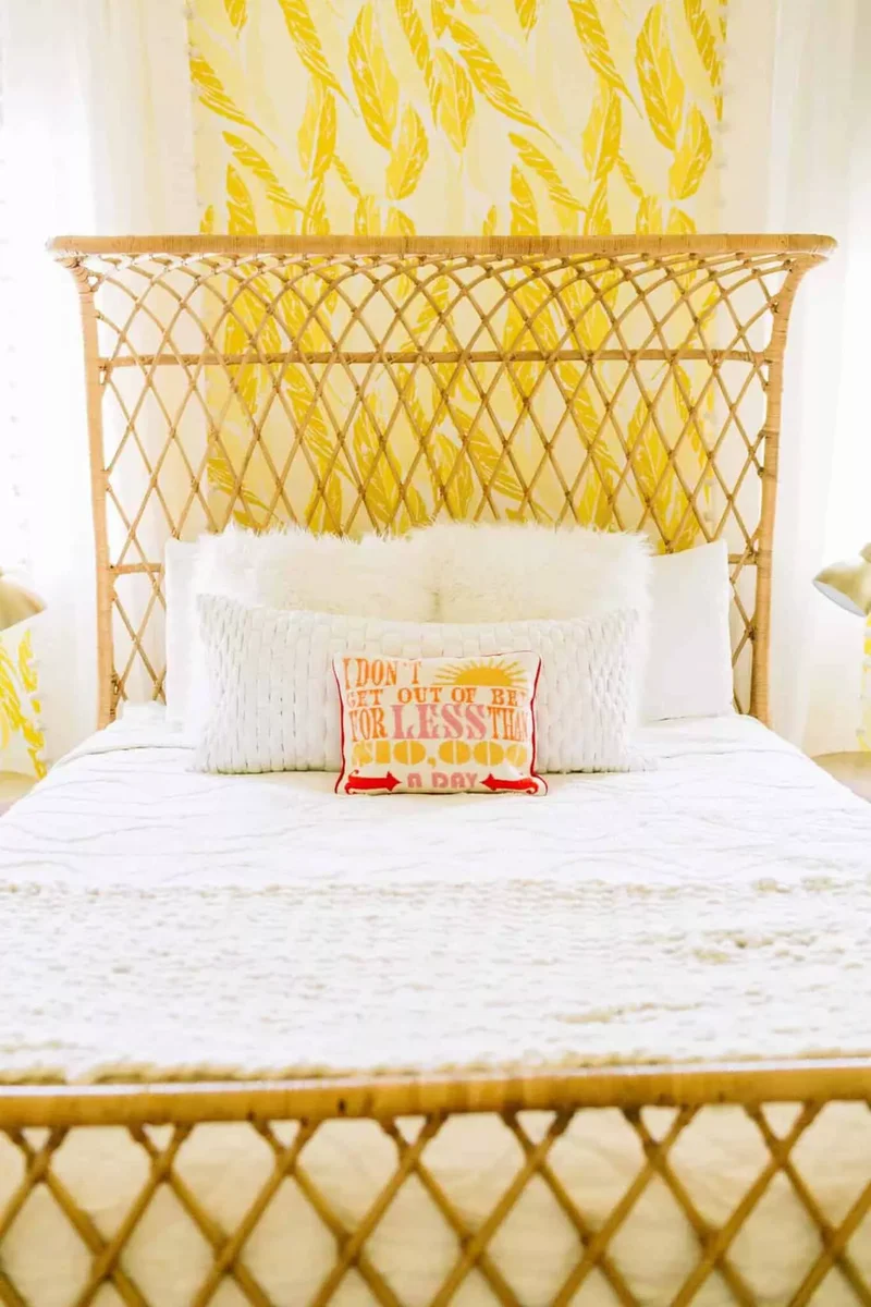 22 Guest Bedroom Ideas to Make the Most of Small Spaces 3 Choose a Statement Bed