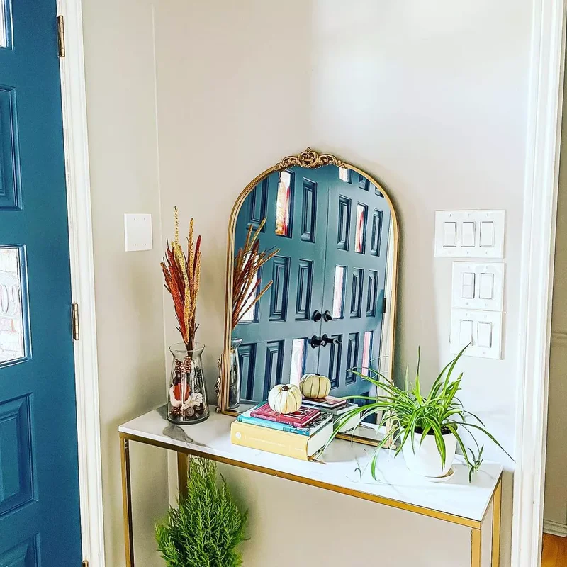 51 Entryway Mirror Ideas That Make Your Space Feel Larger 17 Choose an Arched Shape