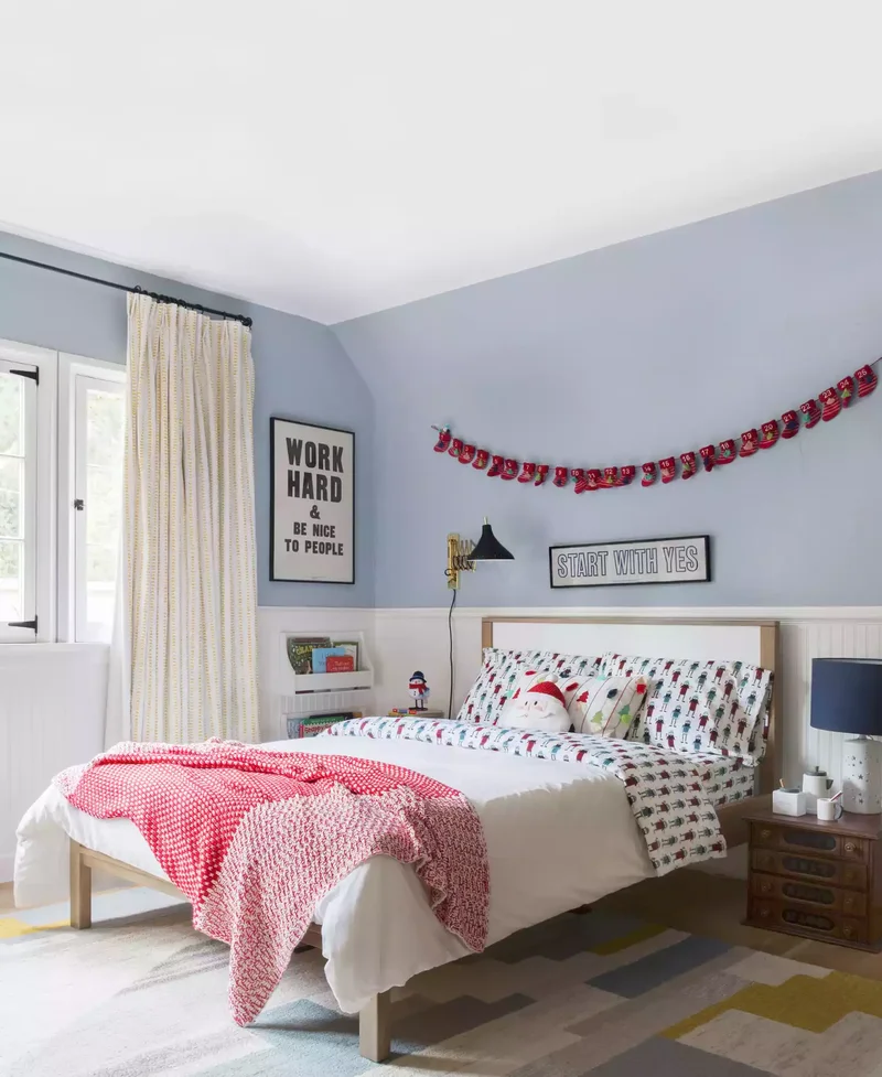 Christmas Stocking Garland