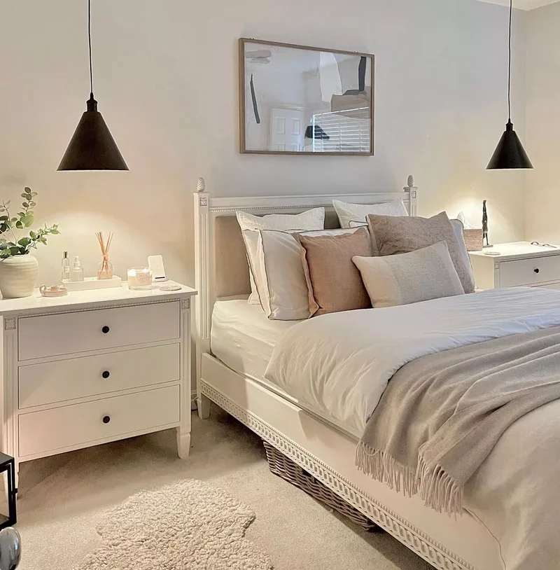 33 Stylish Beige Bedroom Designs Full of Elegant Charm 29 Classic Beige and White