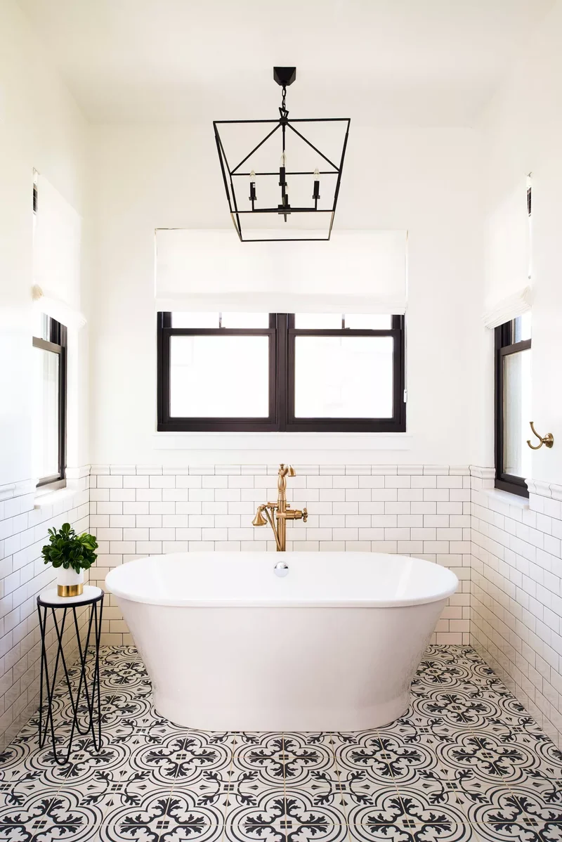 31 Stunning Black and White Bathroom Design Ideas 21 Classic Black-and-White Bathroom