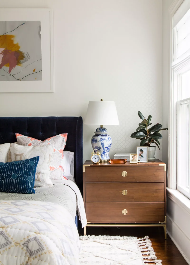 30 Beautiful Blue and White Bedroom Ideas for Restful Style 20 Classic Blue and White Color Scheme