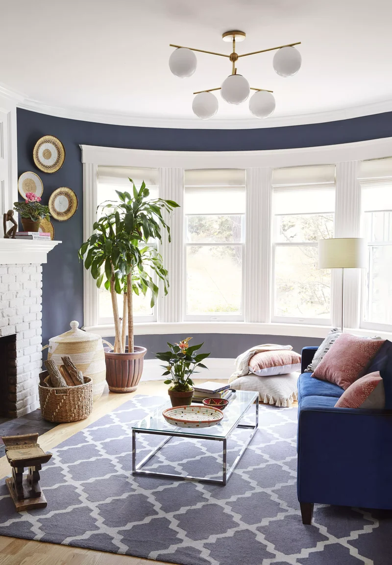 50 Living Room Design Ideas for Spaces Everyone Enjoys 31 Color Contrast