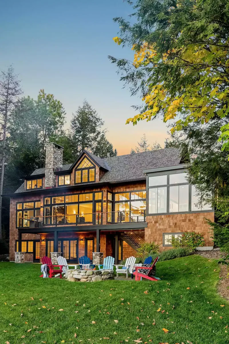 60 Backyard Fire Pit Ideas for Your Summer Project List 25 Colorful Fire Pit Seating