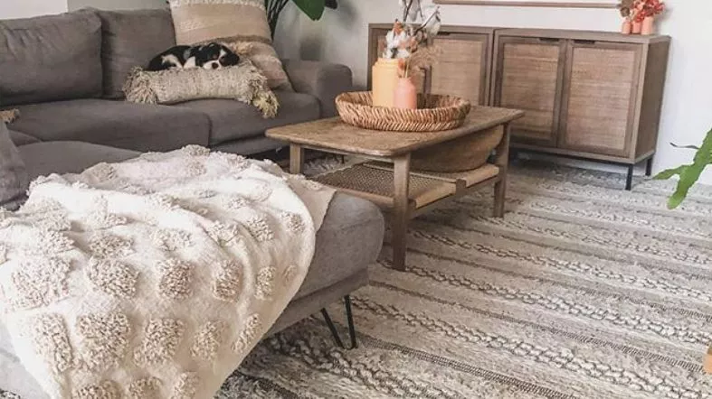 Common Mistakes to Avoid When Selecting a Rug Size